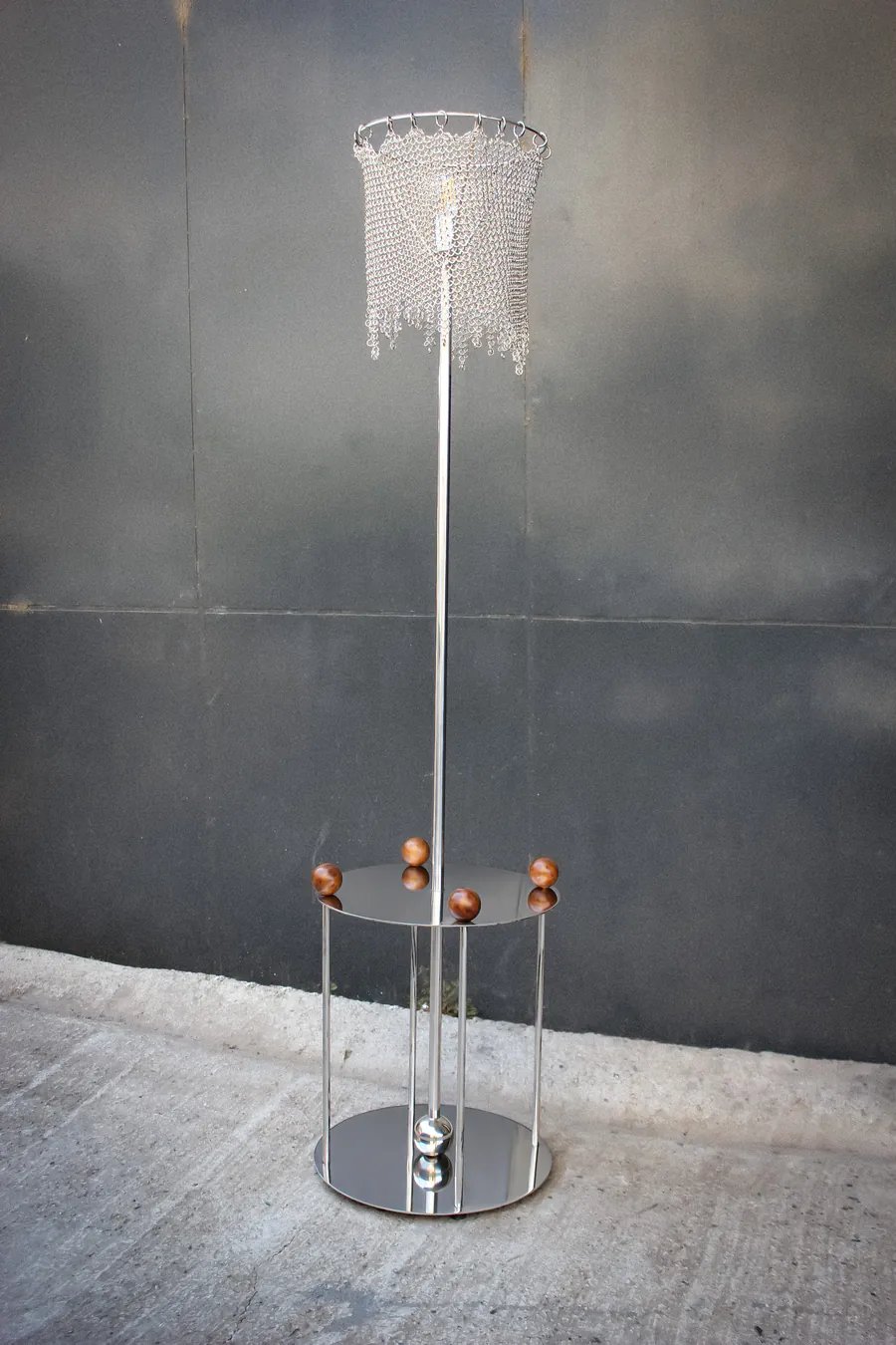 Armour Floor Lamp with Side Table — amorf.360 aydınlatma objesi
